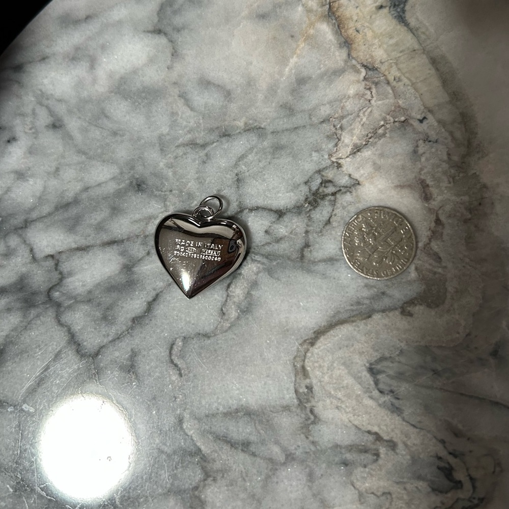 PRADA Silver Heart Charm - Picture 3 of 3